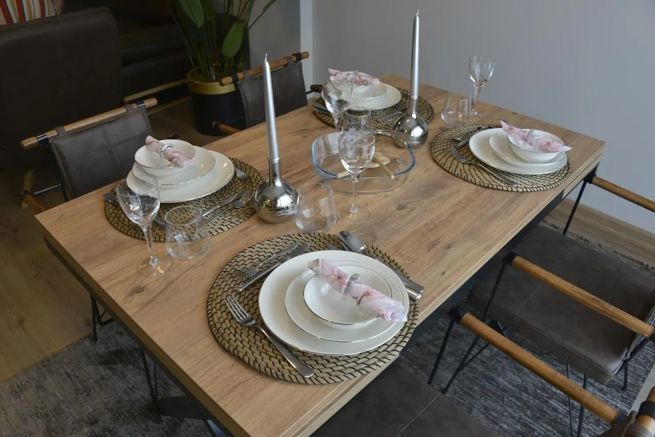 Sea View, Your Home In The Center Of Alsancak 伊兹密尔